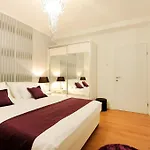 Diadora Luxury Apartment
