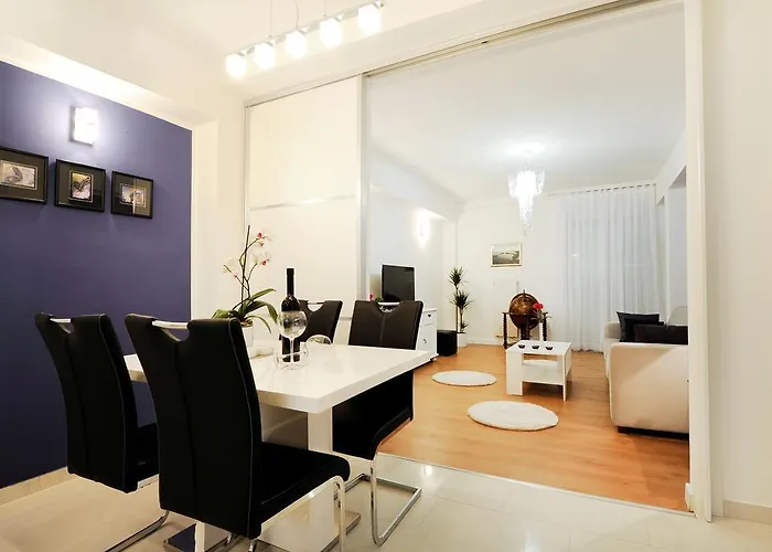 Diadora Luxury Apartment